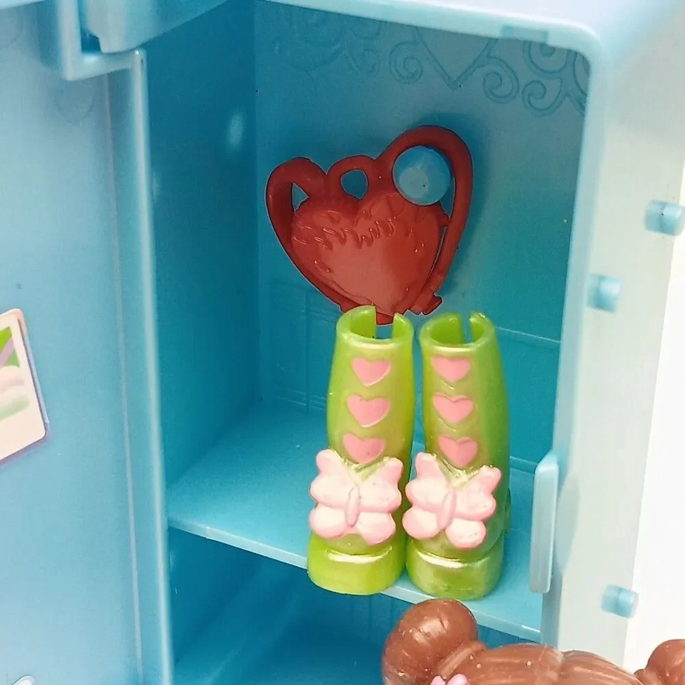 Royale High Mixed Lot Art Class Playset Nature Fairy Locker Wigs Clothes Boots